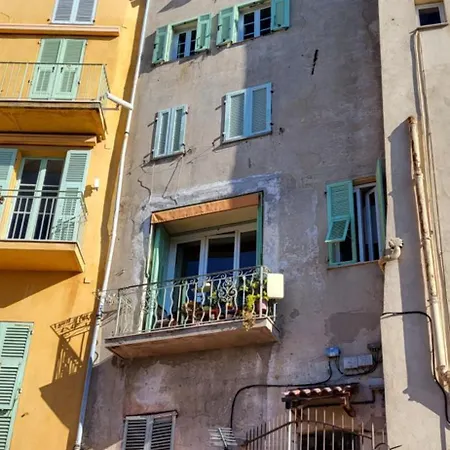 Panoramic Seaview & Sunset In Old Town Апартаменты *