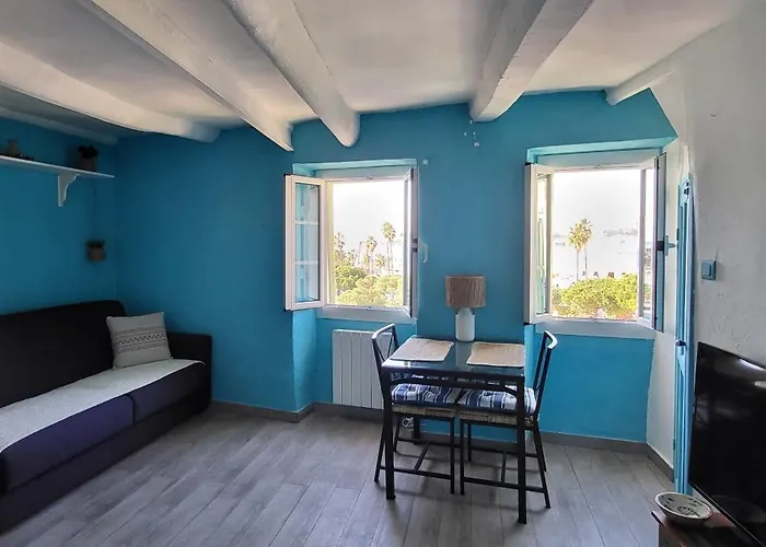 Panoramic Seaview & Sunset In Old Town