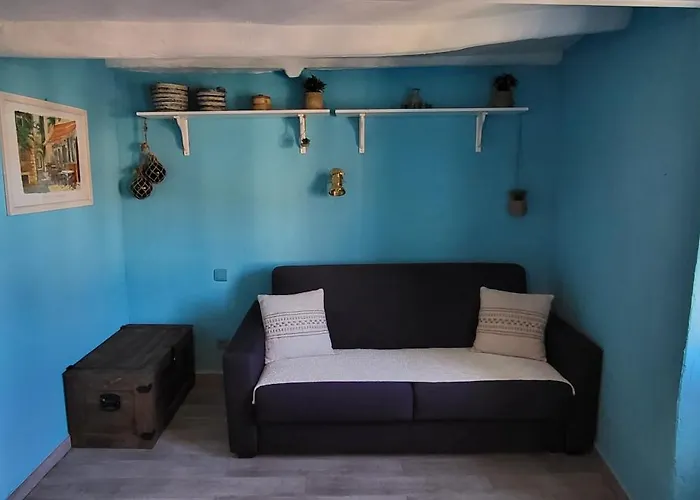 Panoramic Seaview & Sunset In Old Town