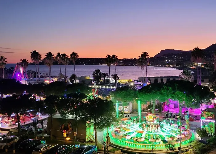 公寓 Panoramic Seaview & Sunset In Old Town *