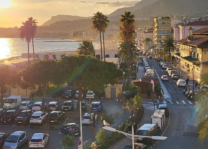 Panoramic Seaview & Sunset In Old Town Apartmán